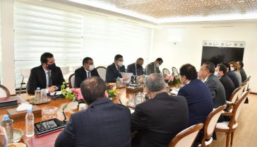 M. Nasser Bourita s'entretient avec le président de la commission parlementaire mixte Maroc-UE